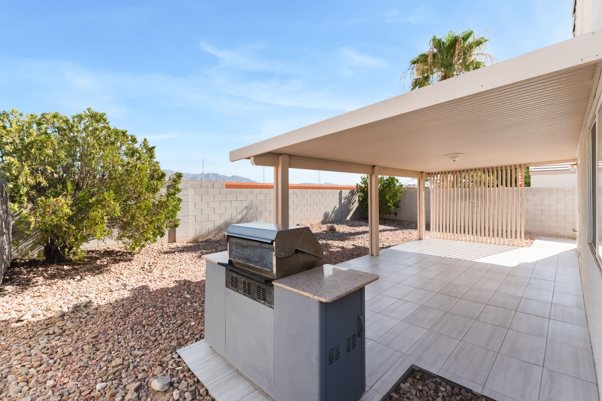 Covered patio at 5424 Eagle Claw Avenue