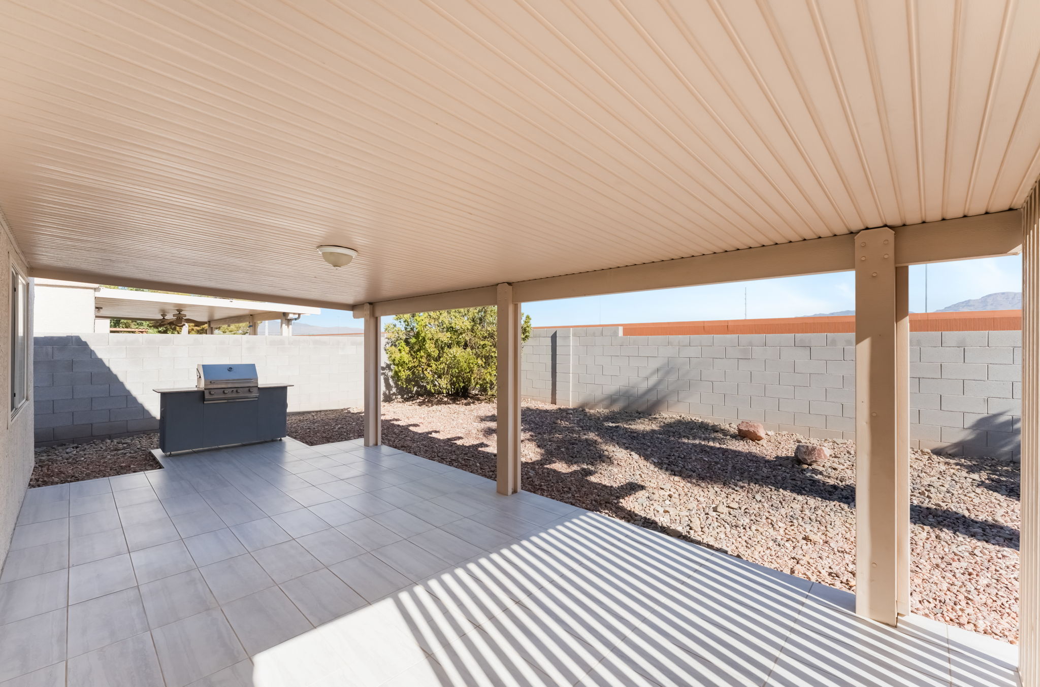 Covered patio and backyard at 5424 Eagle Claw Avenue